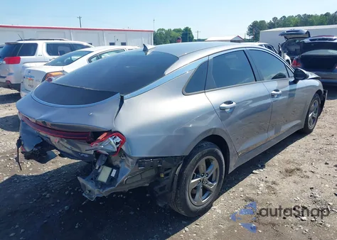 2021 Kia K5 Lxs z USA, uszkodzony, nr VIN 5XXG14J21MG020801